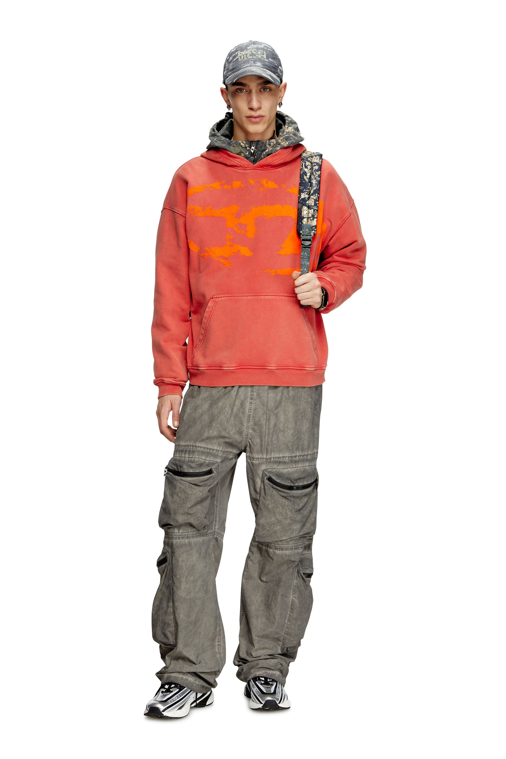【関税込み】Diesel ブラック＆ピンク S-Boxt-Hood-R10 フーディ 28426351_57869121_600.jpg