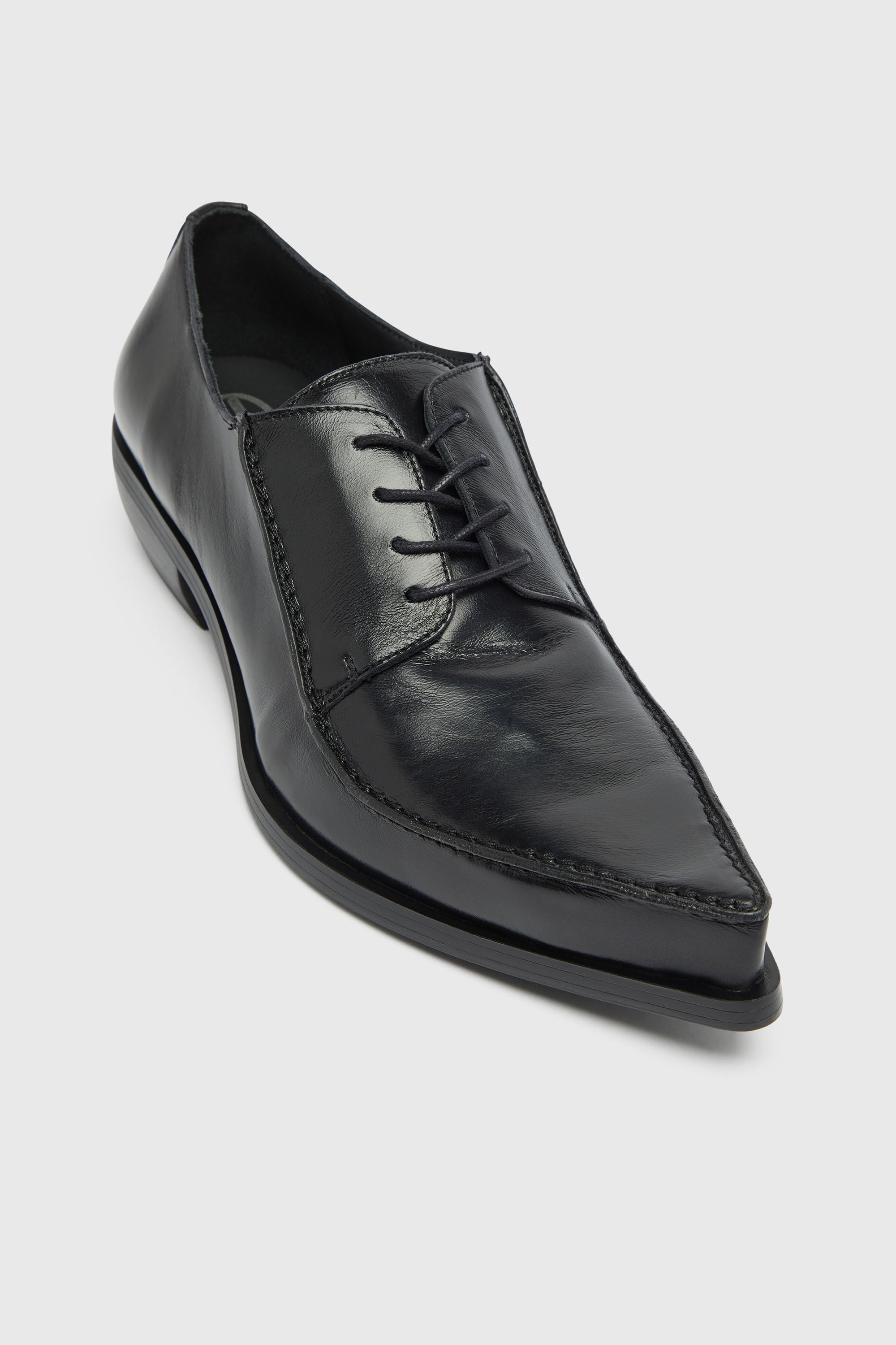 Diesel - D-FRIDO-30-SC, Man's D-Frido-Derby shoes in leather in null - 6