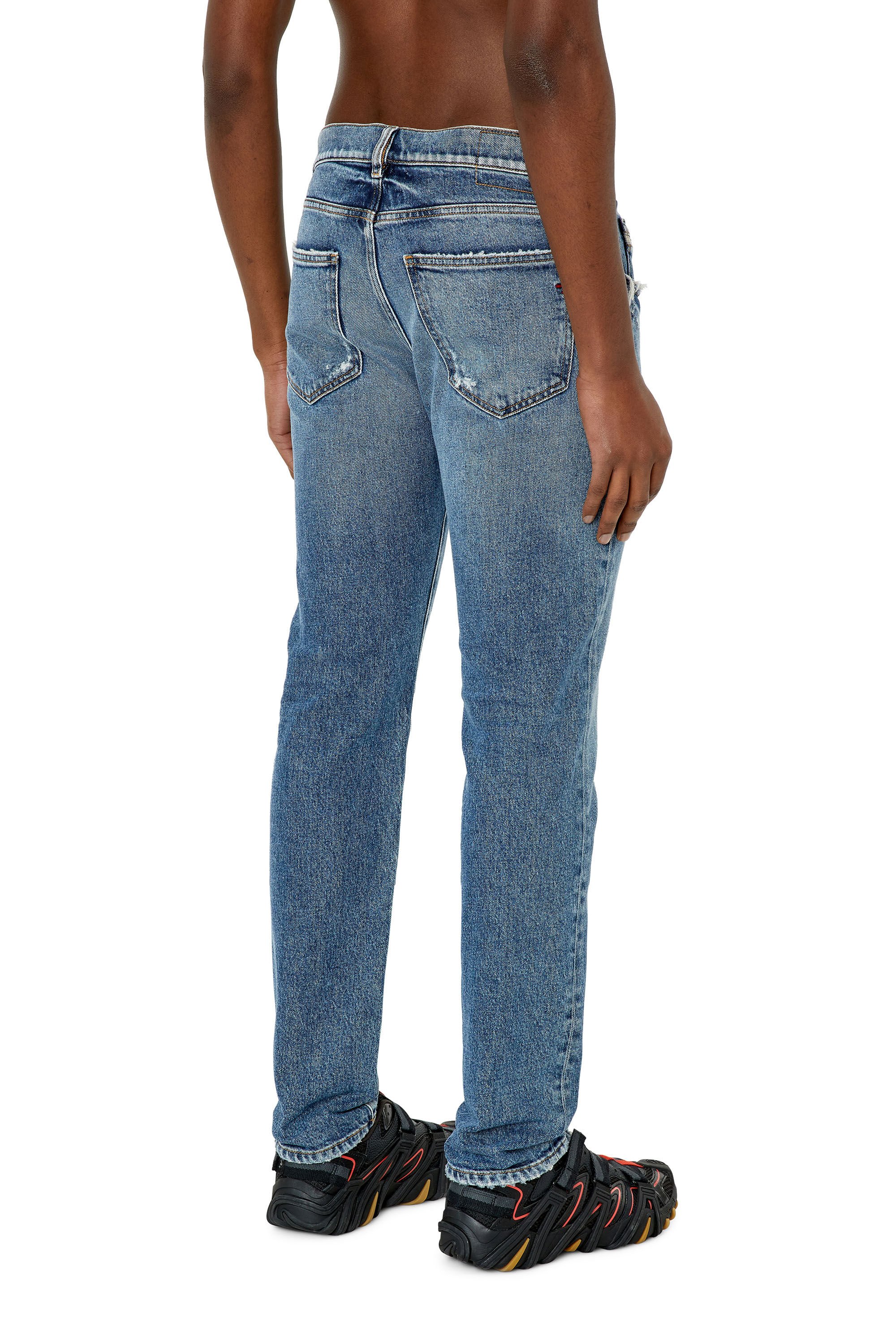 Diesel - Man Slim Jeans 2019 D-Strukt 09F16, Medium blue - Image 4