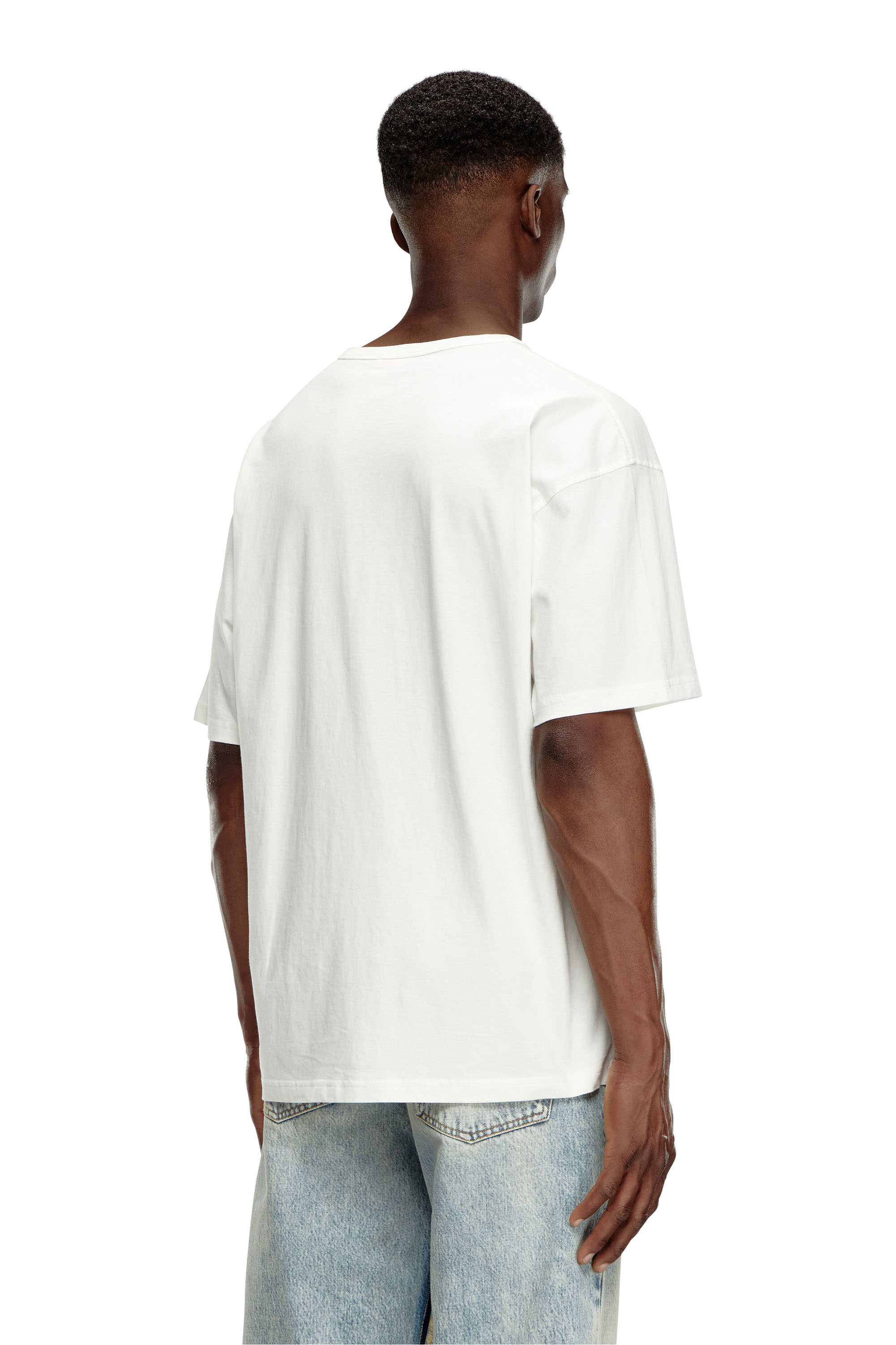 Diesel - T-BOXT-Q16, Man Long-sleeve T-shirt with printed patch in White - Image 4