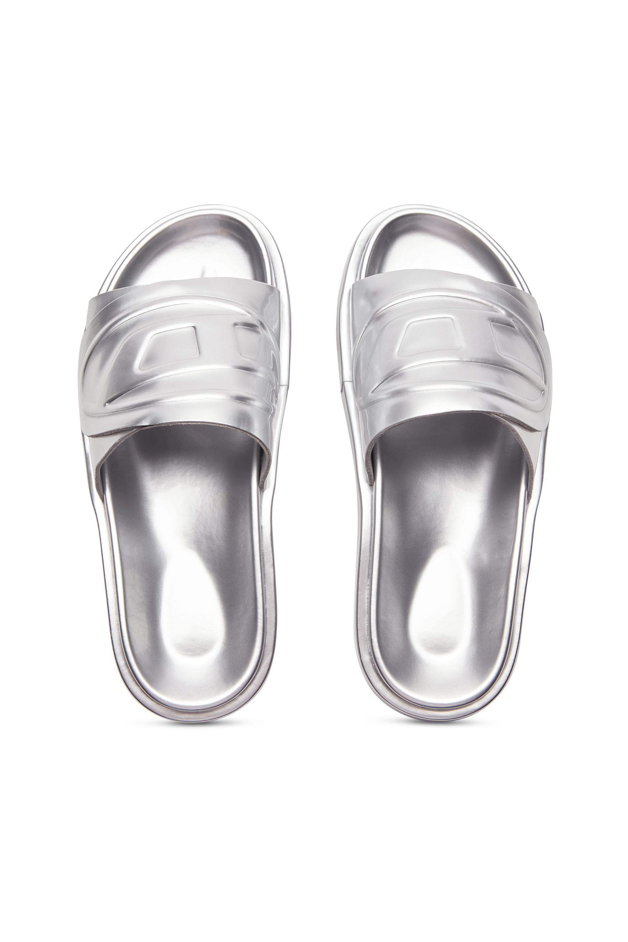 Diesel - SA-SLIDE D OVAL W, Woman's Sa-Slide D-Metallic slide sandals with Oval D strap in Silver - 5