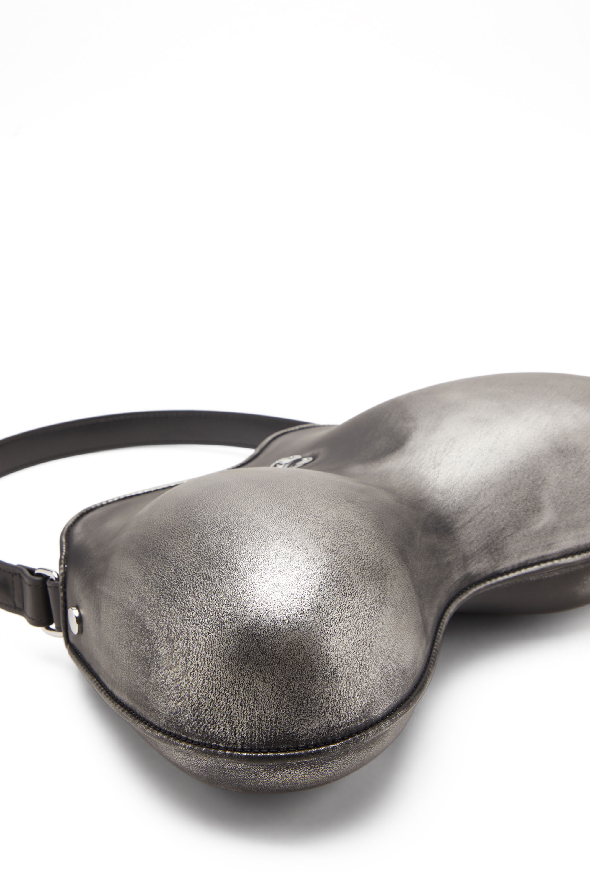 Diesel - DOUBLE-D SHOULDER, Woman's Double-D-Rigid shoulder bag in brushed PU in Black/Silver - 5