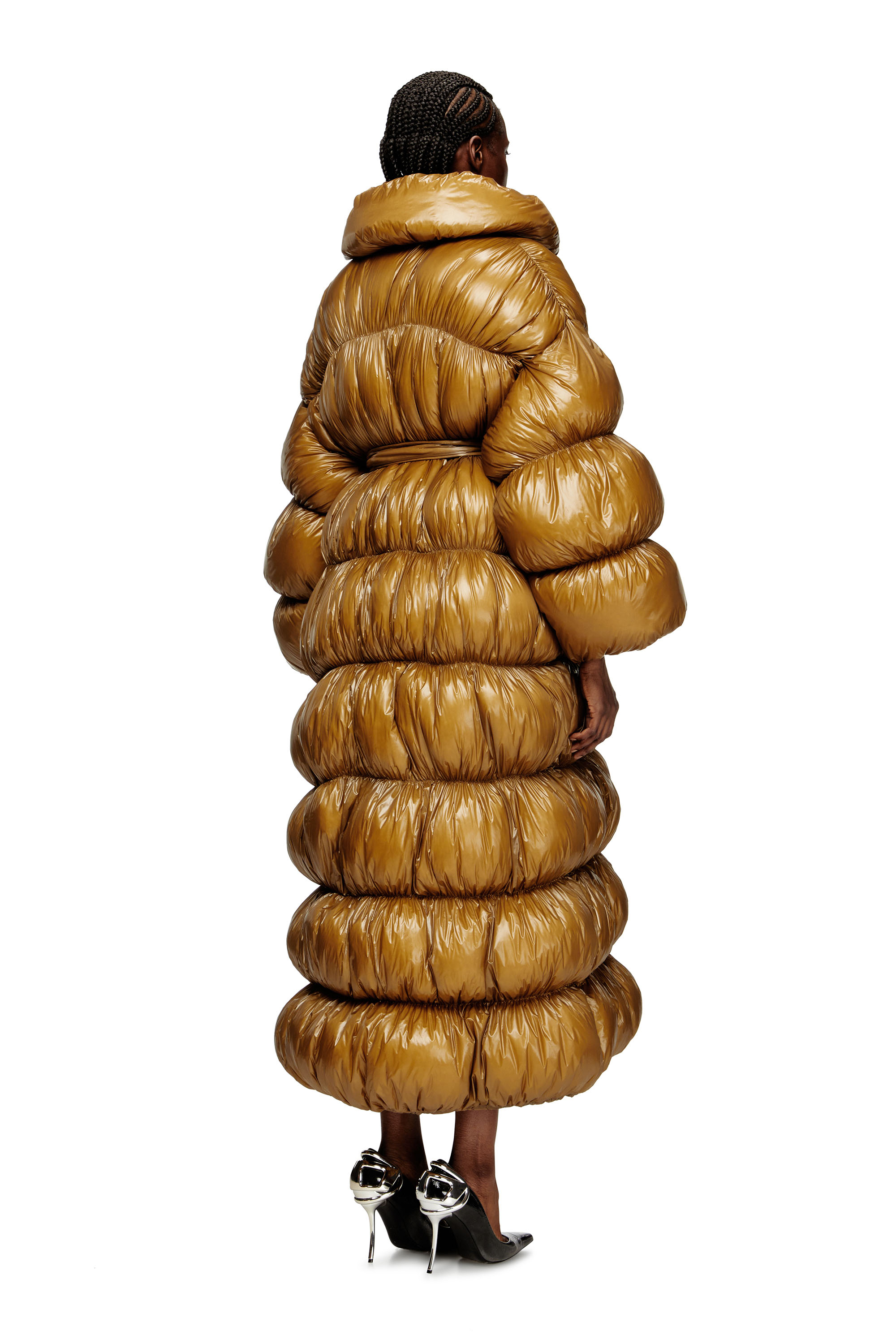 Diesel - W-INONA-LONG, Woman's Quilted down coat with belt in Brown - 4