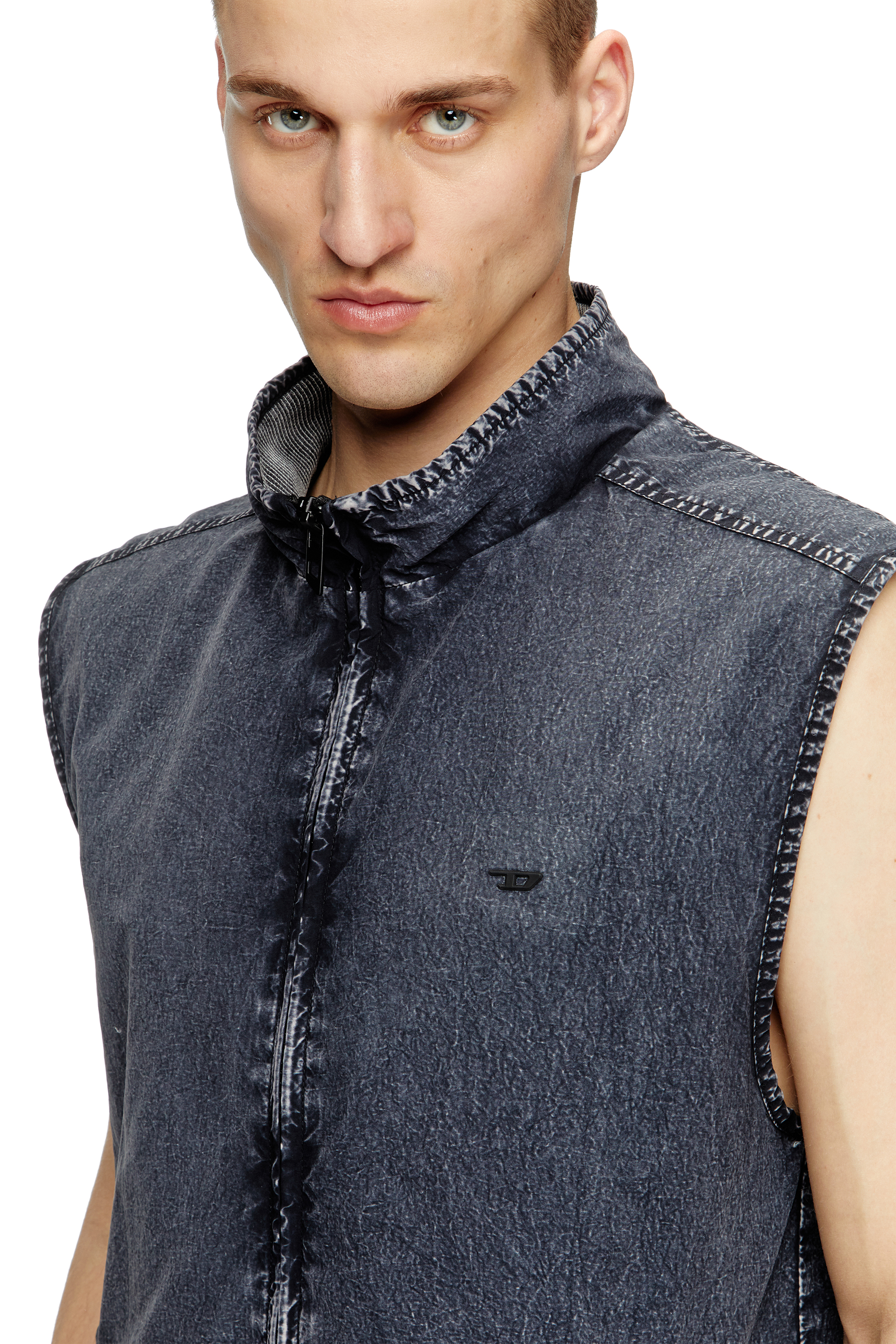 Diesel - J-ERB, Man's Vest in recycled nylon taslan in Black - 5