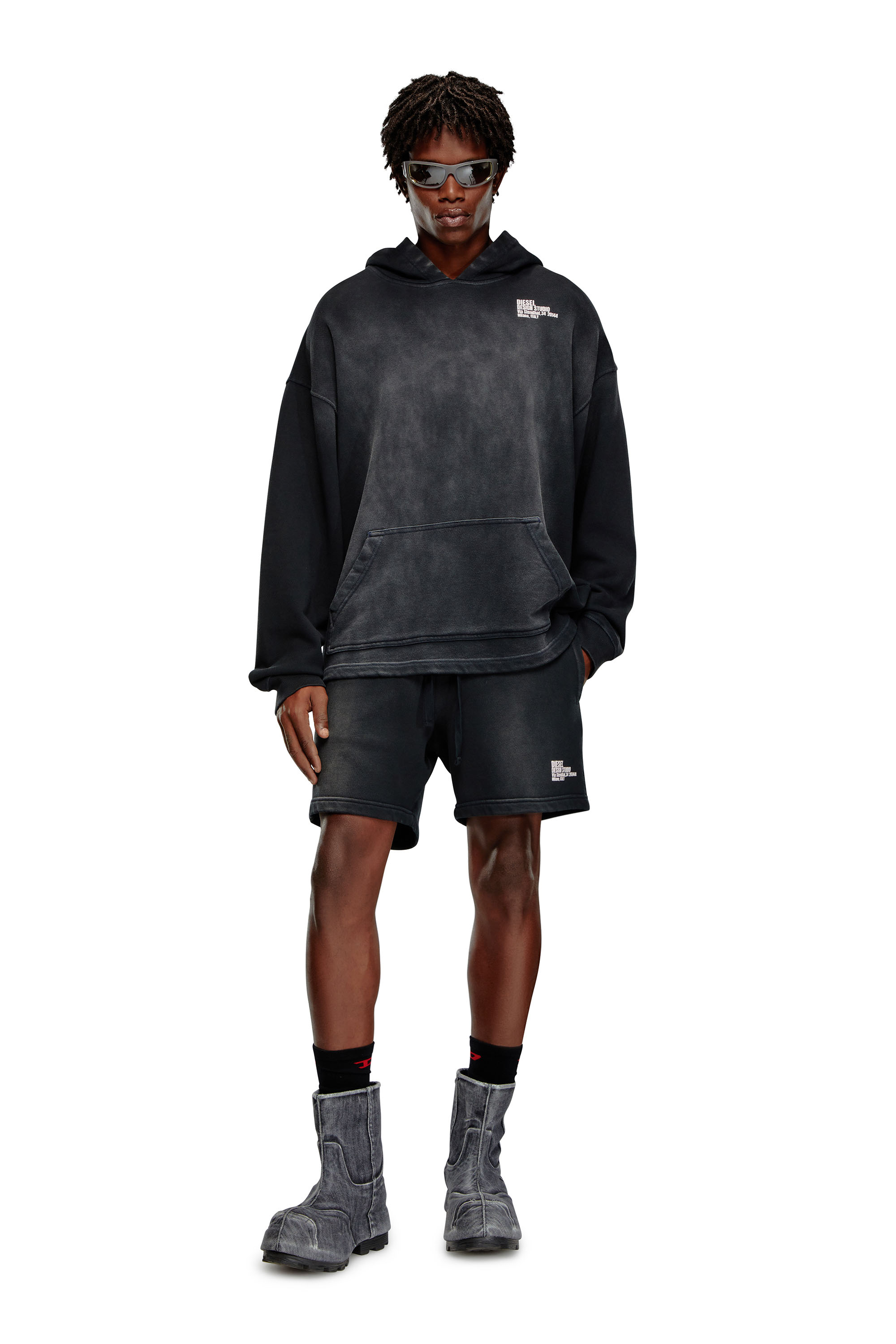 Diesel - P-STELT-N1, Man Sweat shorts with sun-faded effect in Black - Image 4