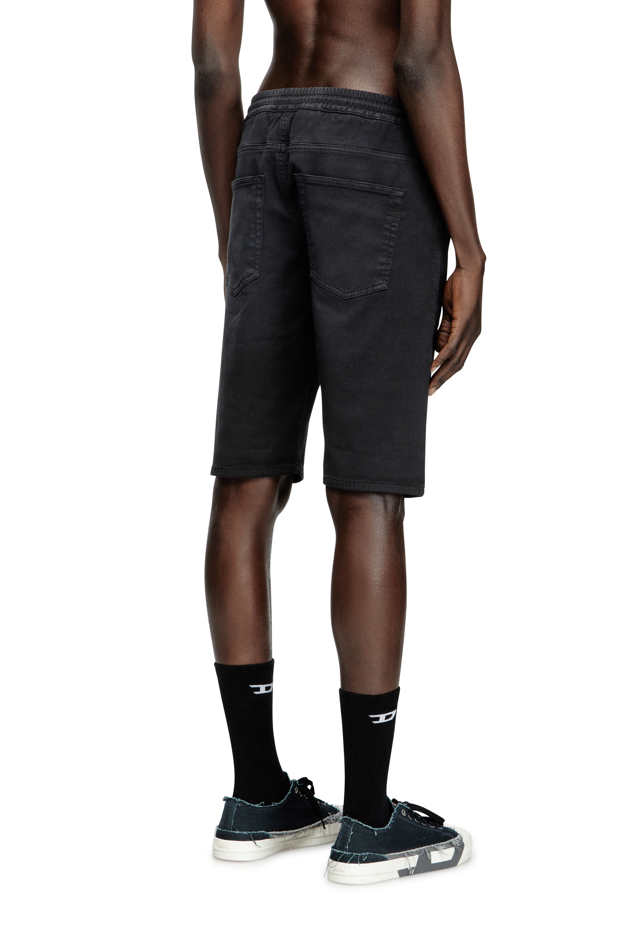 Diesel - 2033 D-KROOLEY-SHORT JOGG, Man's Chino shorts in JoggJeans in Black - 4