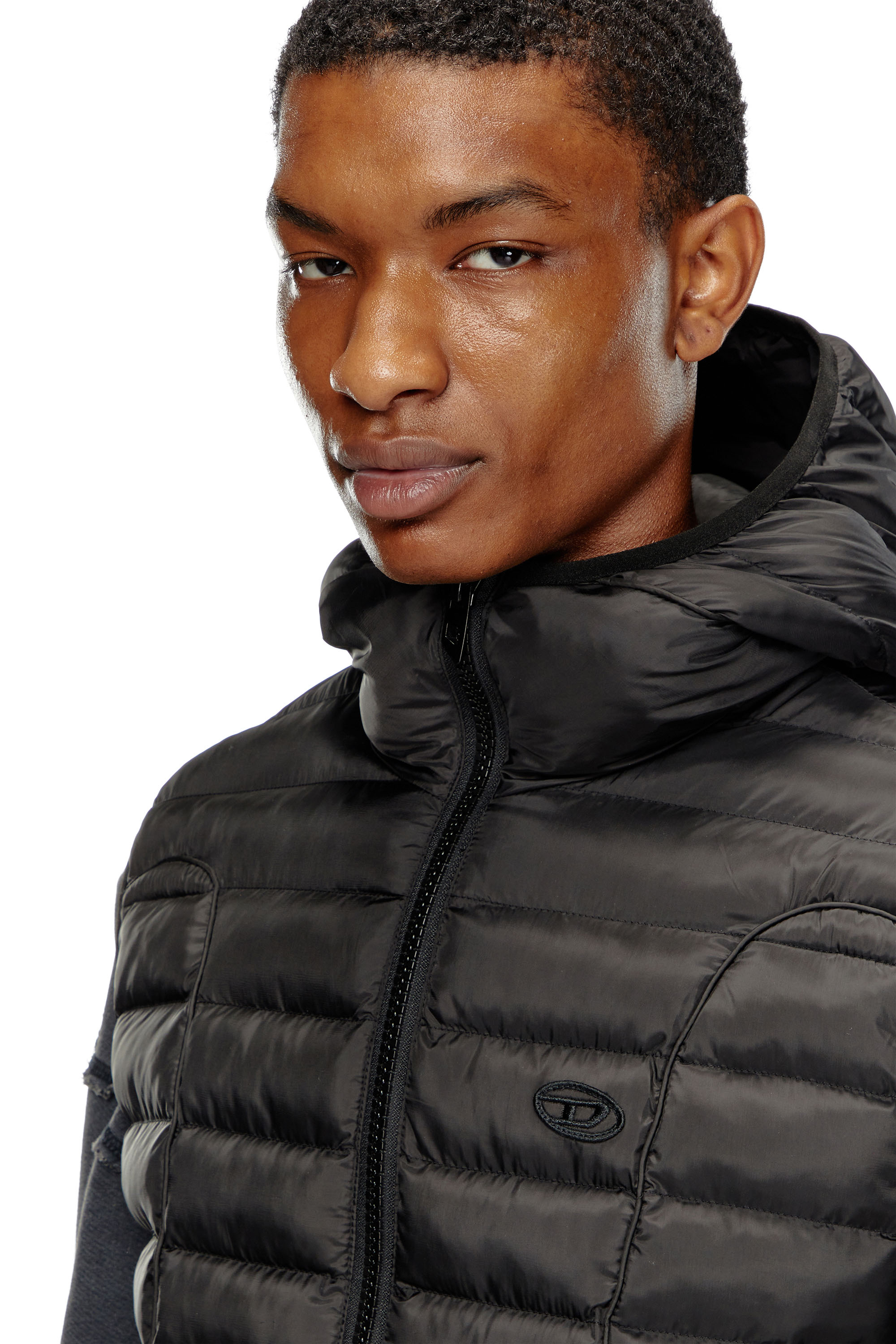 Diesel - W-TEMPLE, Man Hooded puffer vest in light nylon in Black - Image 5