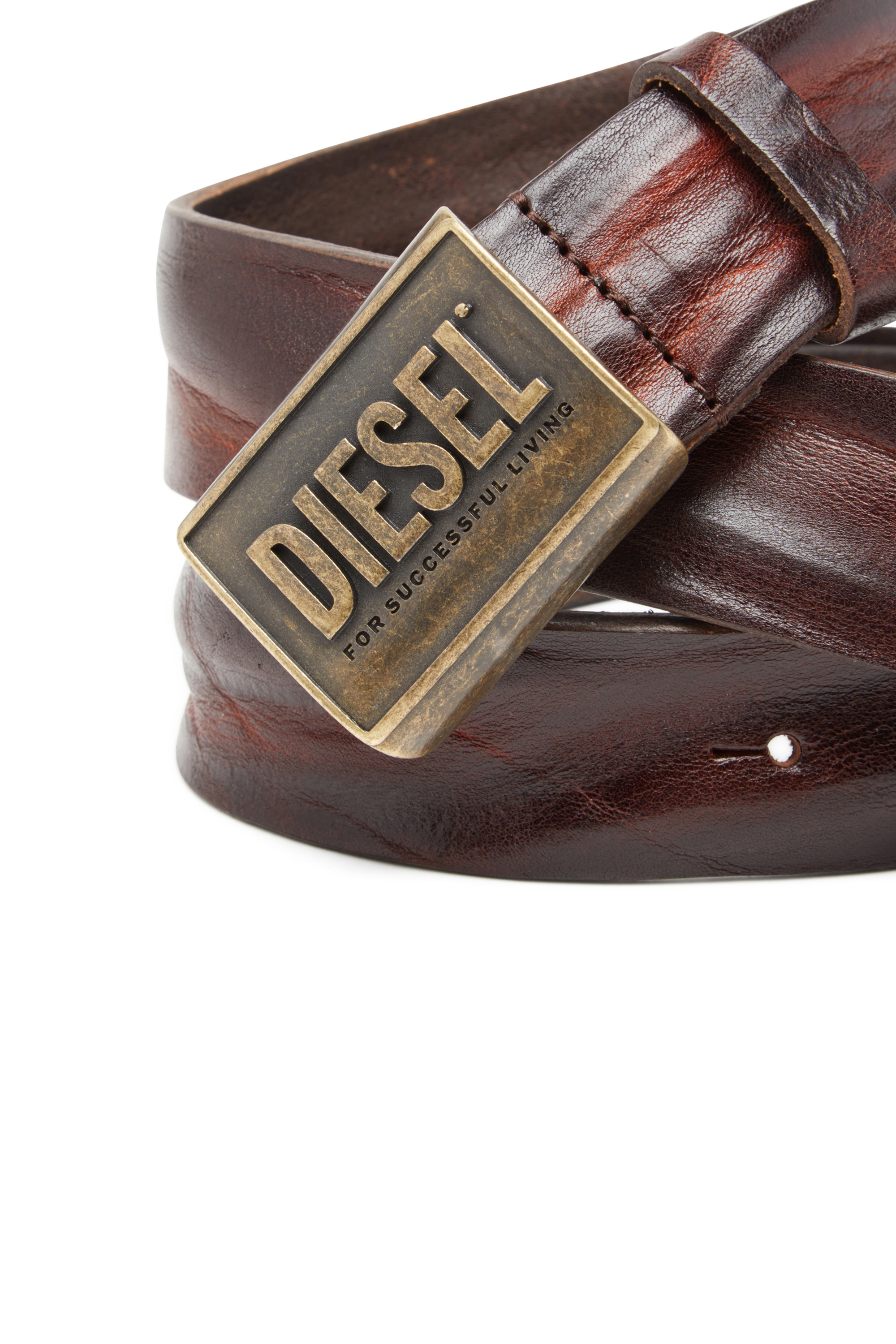Diesel - B-METAL BISCOTTO, Man's Leather belt 4 cm with logo plaque in Brown - 3