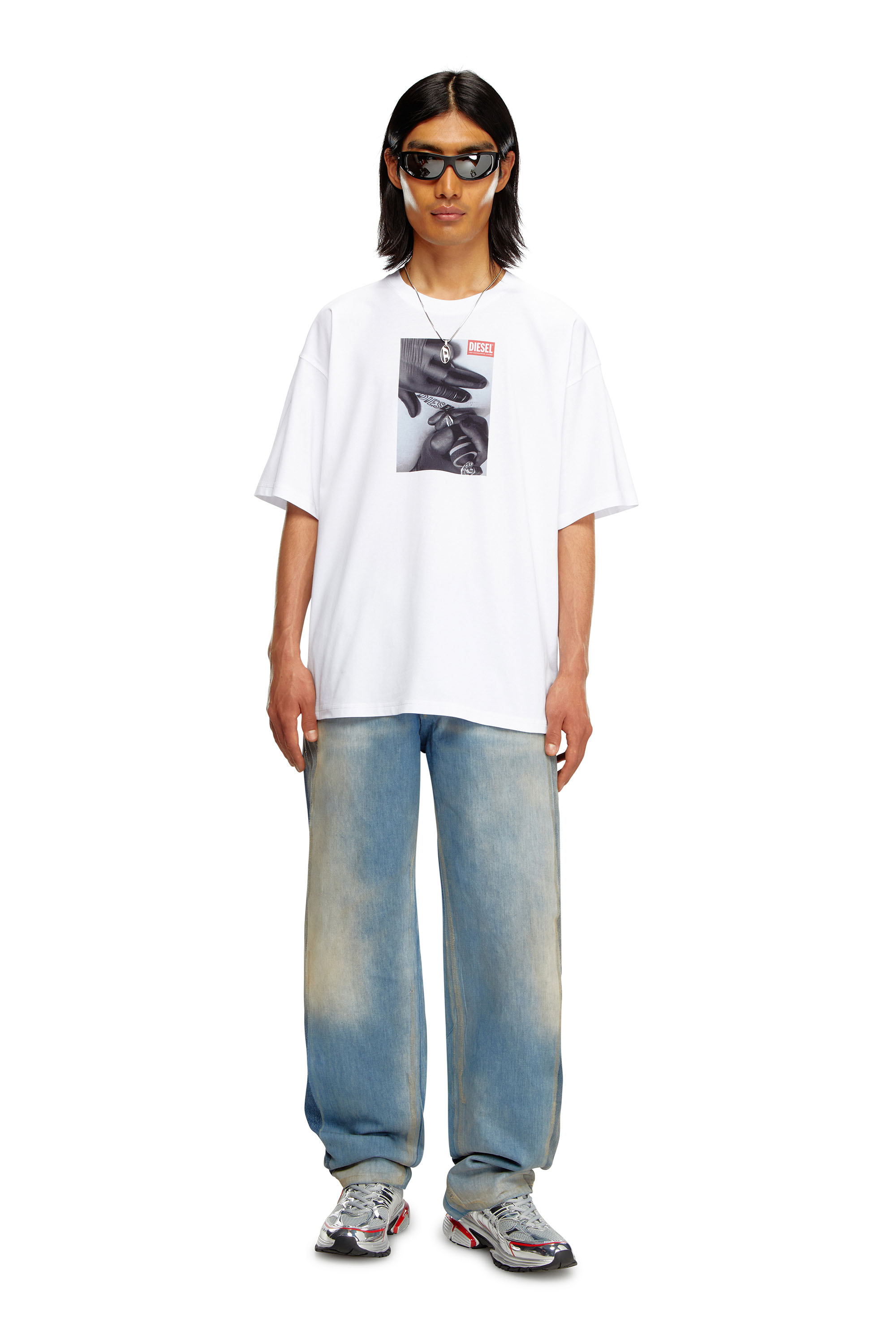Diesel - T-BOXT-K4, Man T-shirt with tattoo glove print in White - Image 2