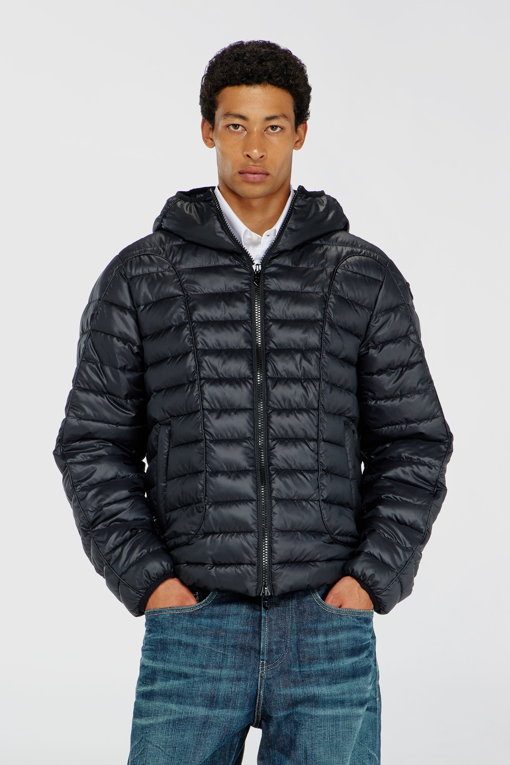 Diesel - W-STONE-WRD, Man's Puffer jacket with tonal piping in Black - 3